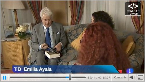 Kenfollett -firmando