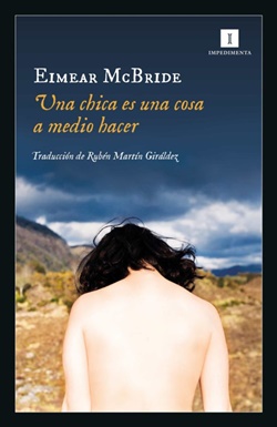 Una chica es una cosa a medio hacer Una chica es una cosa a medio hacer