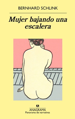 Mujer bajando una escalera Mujer bajando una escalera